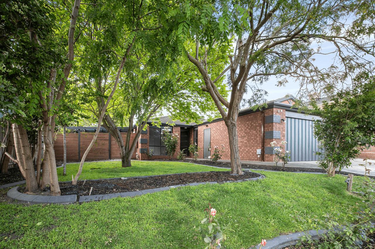 26 Lighthorse Crescent, NARRE WARREN SOUTH, VIC 3805