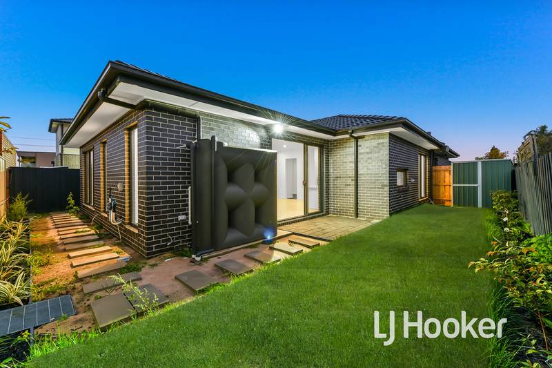 4/10-12 Holly Avenue, DANDENONG NORTH, VIC 3175