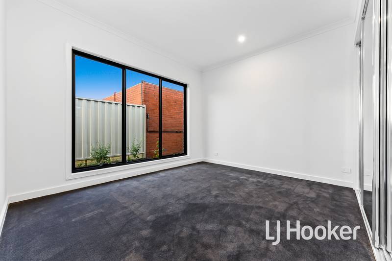 4/10-12 Holly Avenue, DANDENONG NORTH, VIC 3175