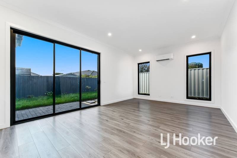 4/10-12 Holly Avenue, DANDENONG NORTH, VIC 3175