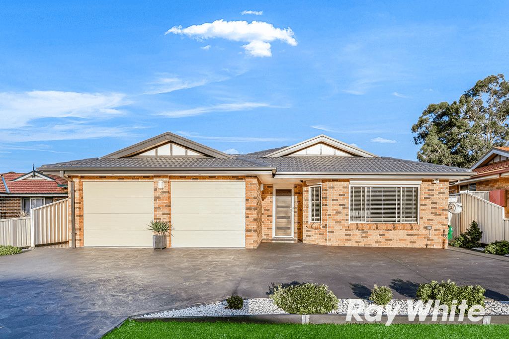 129 Pacific Palms Circuit, HOXTON PARK, NSW 2171