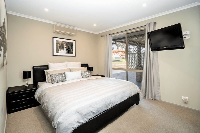 42 Nineteenth Avenue, HOXTON PARK, NSW 2171