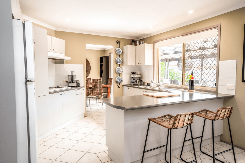 42 Nineteenth Avenue, HOXTON PARK, NSW 2171