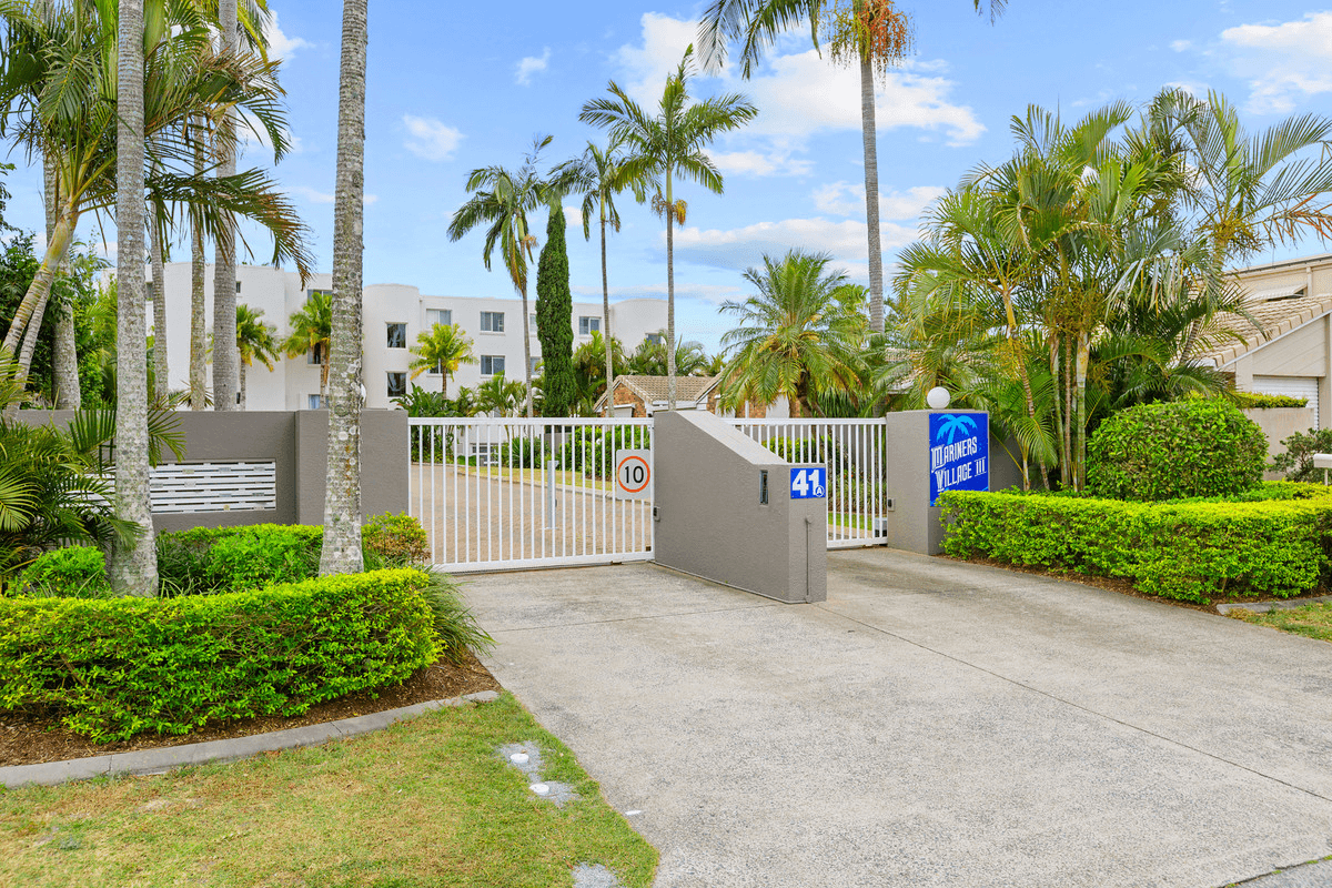 32/41a Broadwater Street, RUNAWAY BAY, QLD 4216