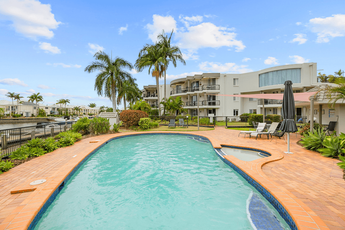 32/41a Broadwater Street, RUNAWAY BAY, QLD 4216