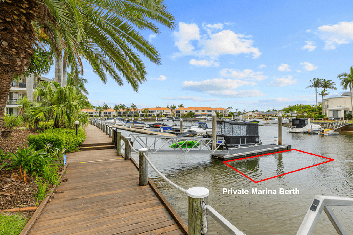 32/41a Broadwater Street, RUNAWAY BAY, QLD 4216