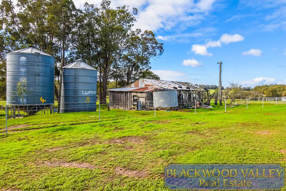 418 Greenfields Rd, BOYUP BROOK, WA 6244