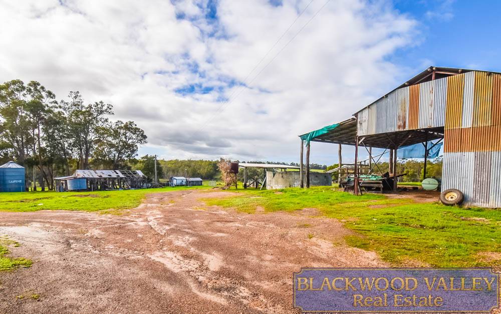 418 Greenfields Rd, BOYUP BROOK, WA 6244