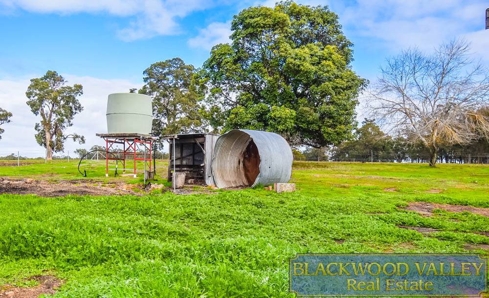 418 Greenfields Rd, BOYUP BROOK, WA 6244