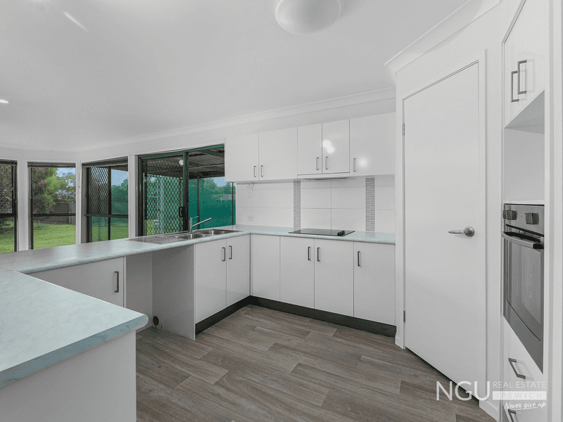 56 Selwyn Street, North Booval, QLD 4304