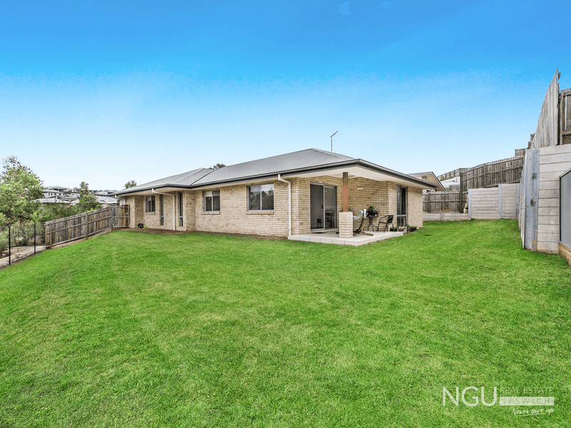 37 Cowie Street, Deebing Heights, QLD 4306