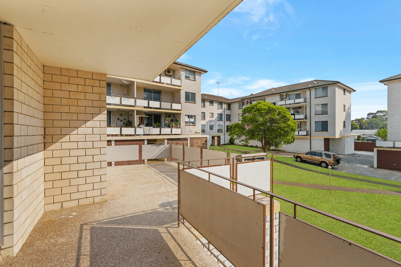 8/118 Longfield Street, CABRAMATTA, NSW 2166