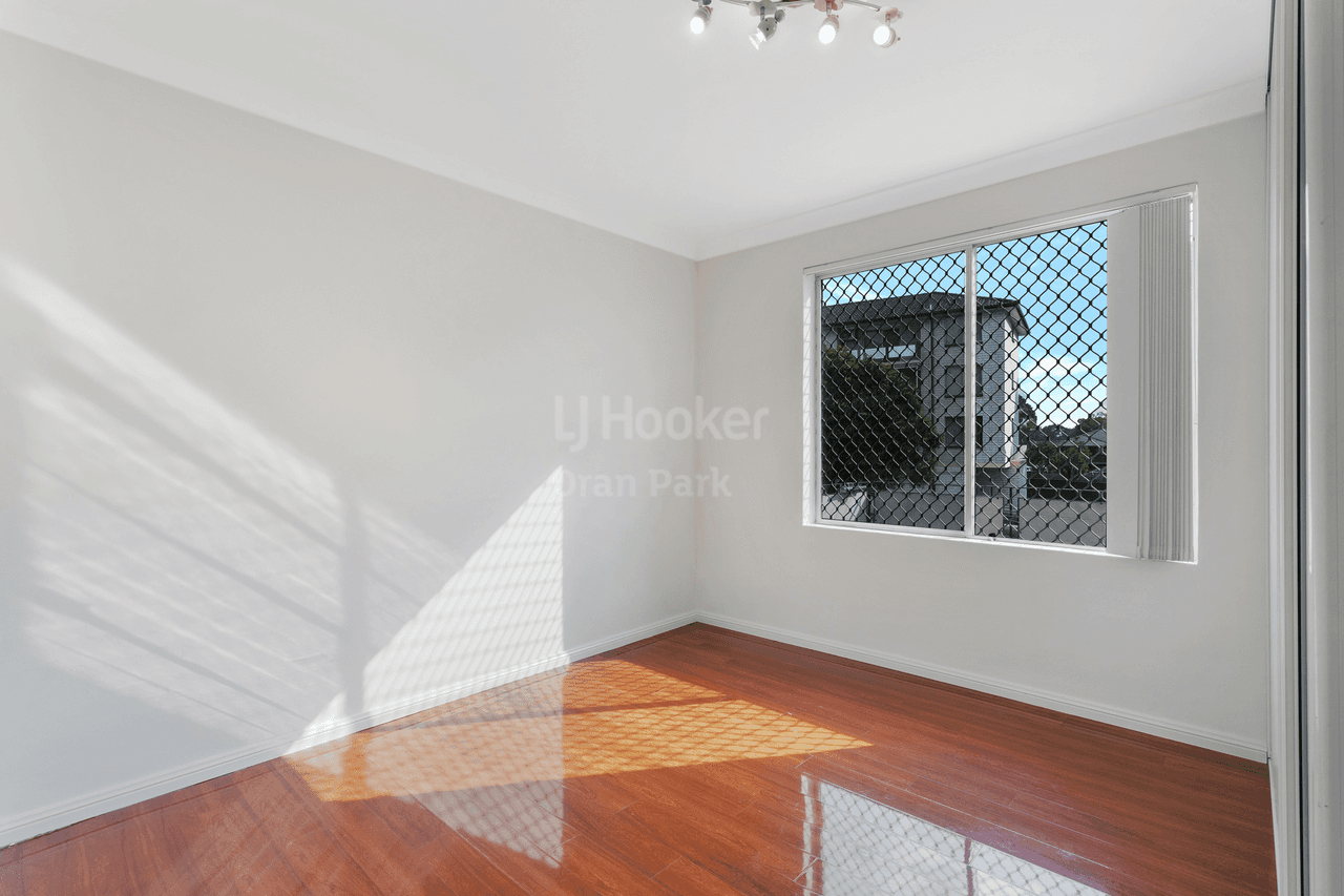 8/118 Longfield Street, CABRAMATTA, NSW 2166