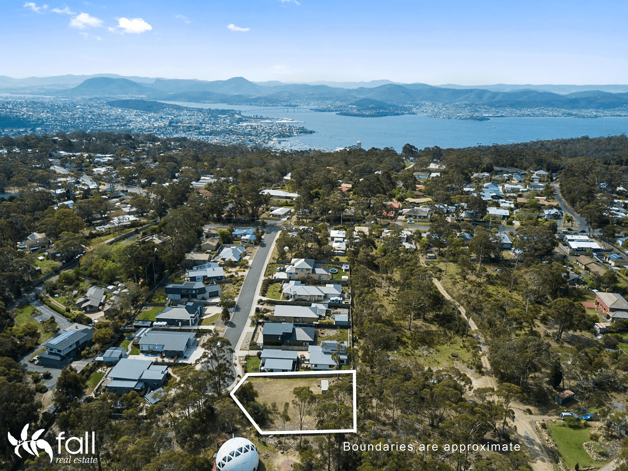 11 Ribbon Gum Court, MOUNT NELSON, TAS 7007