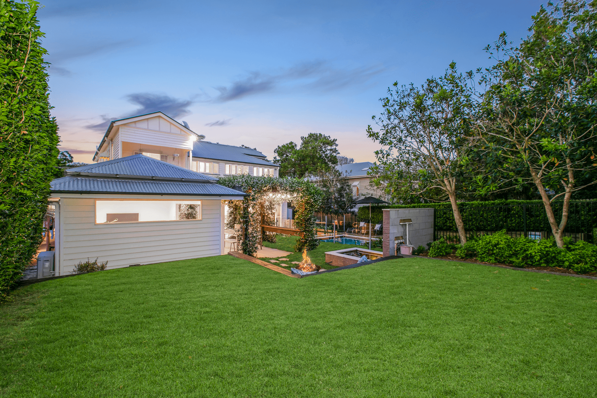 15 Woombye Street, Kalinga, QLD 4030