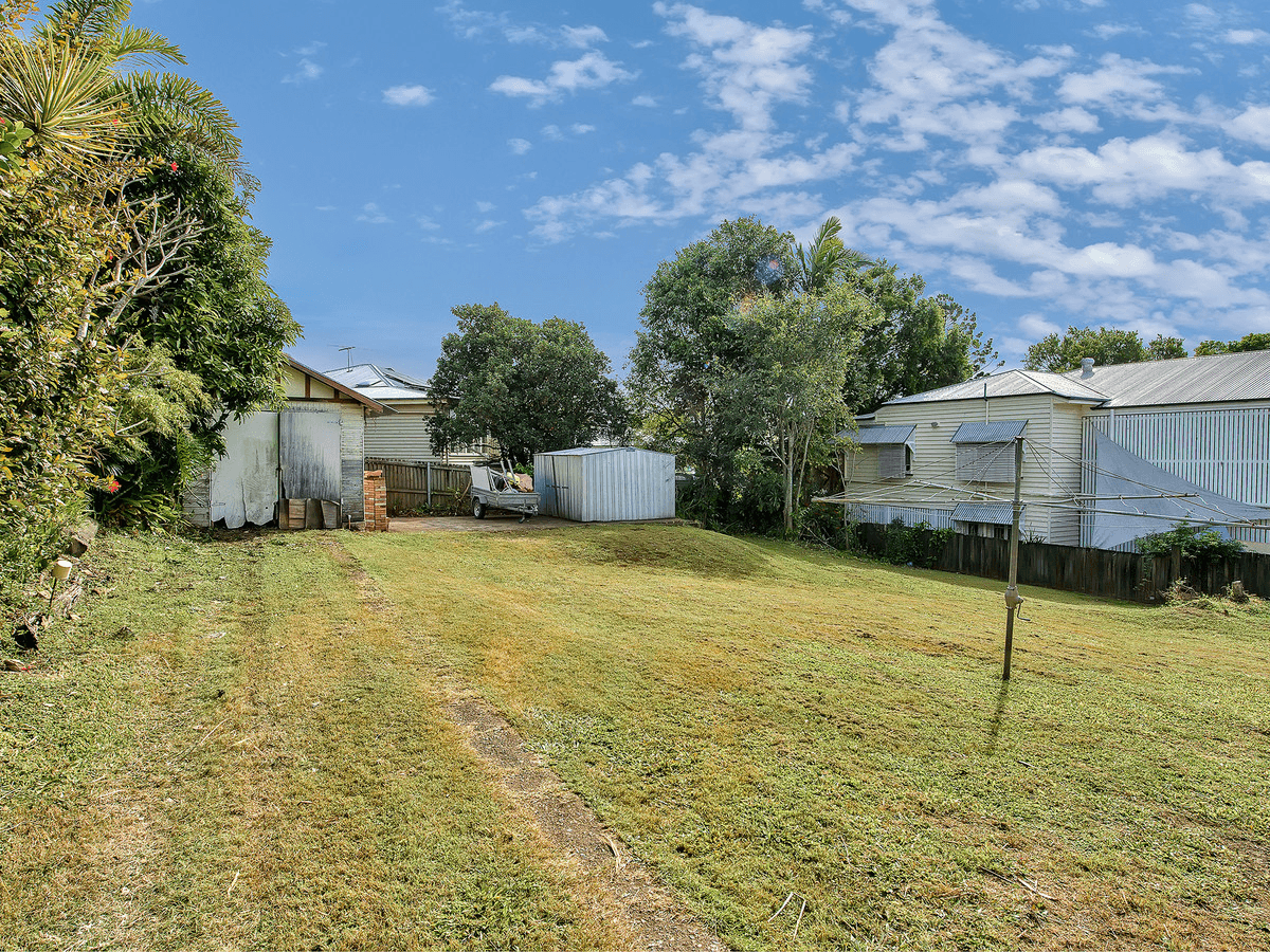 18 Graham Street, WINDSOR, QLD 4030