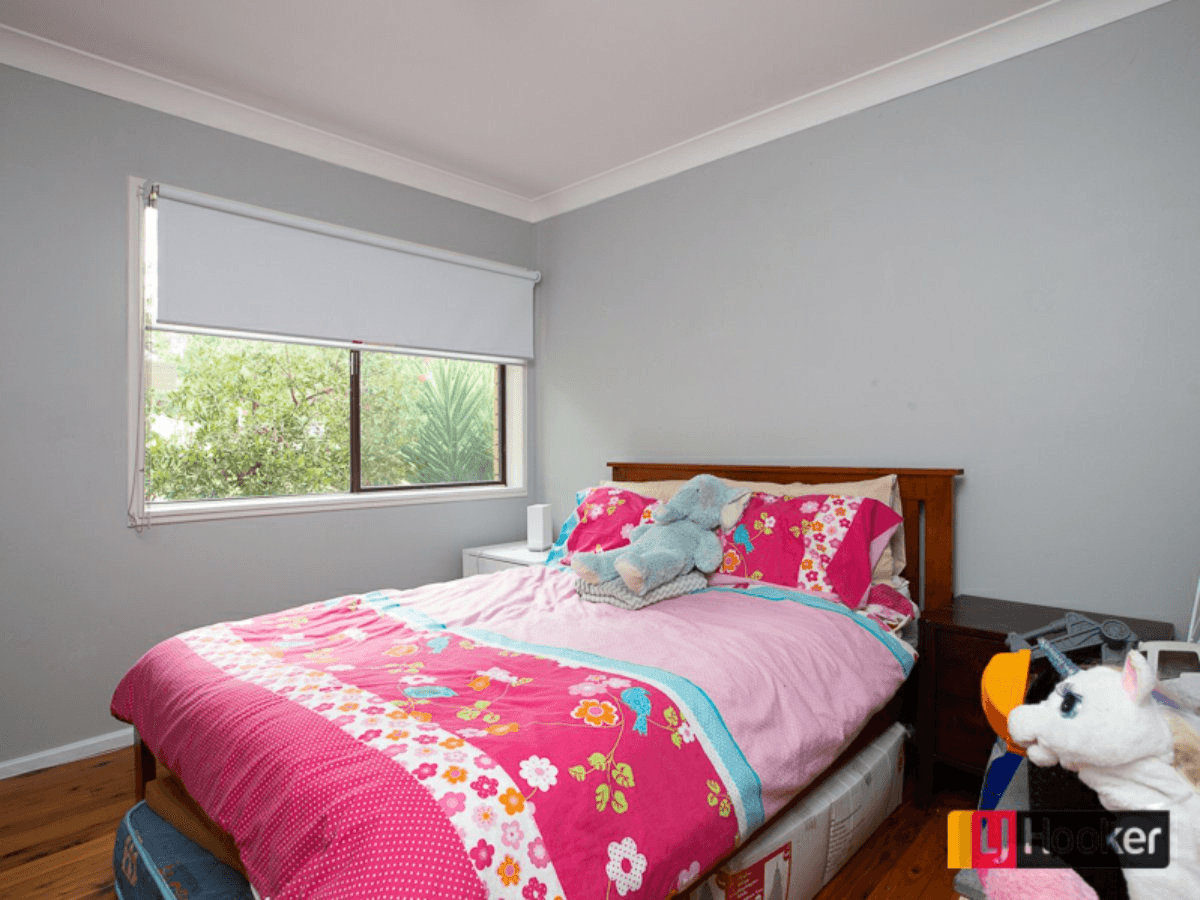 111 Manilla Road, OXLEY VALE, NSW 2340