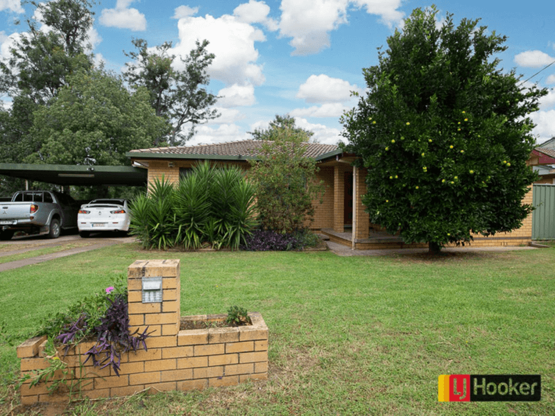 111 Manilla Road, OXLEY VALE, NSW 2340