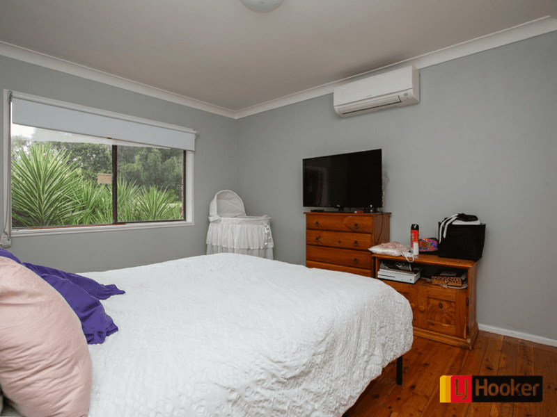 111 Manilla Road, OXLEY VALE, NSW 2340