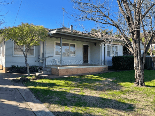 2 Sanderson Street, DUBBO, NSW 2830