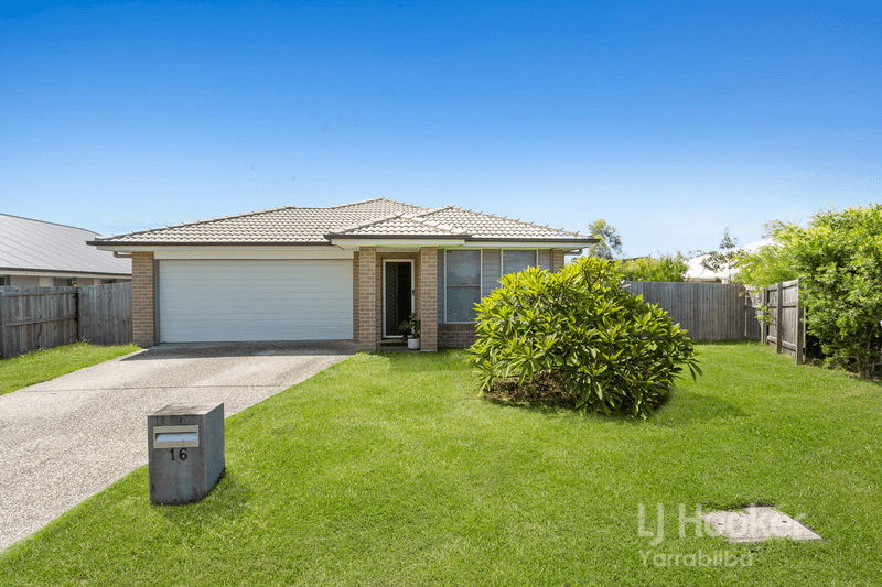 16 Sienna Crescent, PIMPAMA, QLD 4209