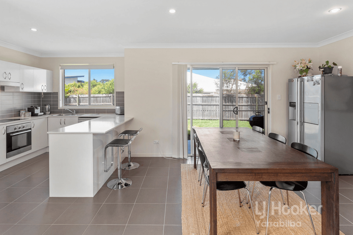 16 Sienna Crescent, PIMPAMA, QLD 4209