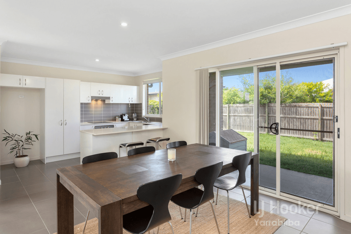 16 Sienna Crescent, PIMPAMA, QLD 4209