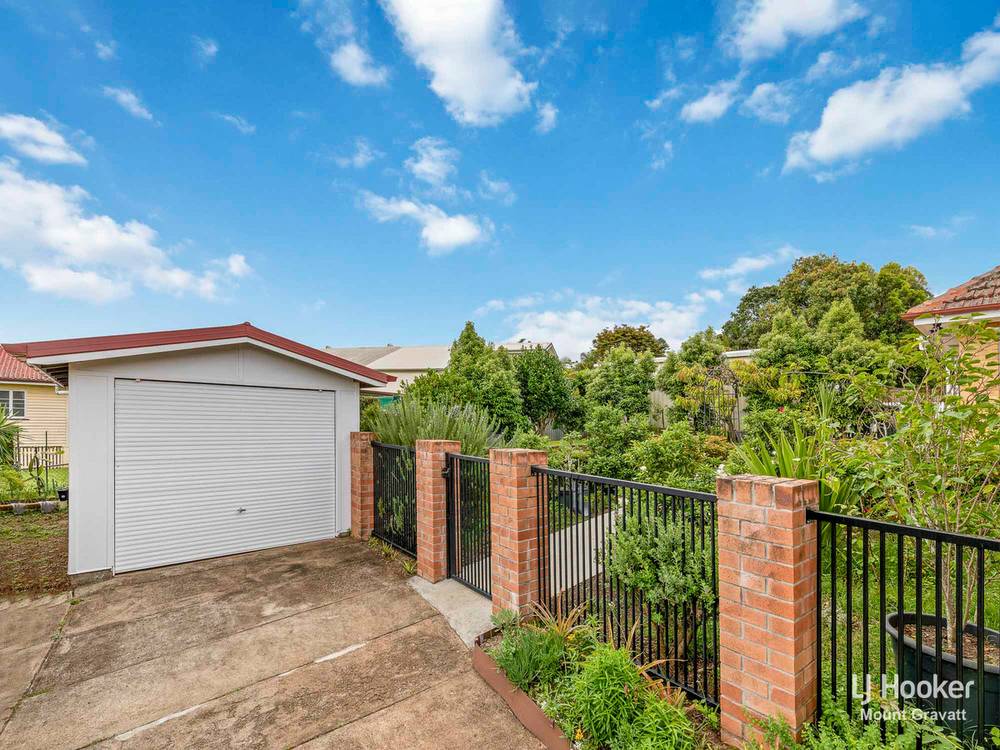 36 Balcha Street, HOLLAND PARK, QLD 4121