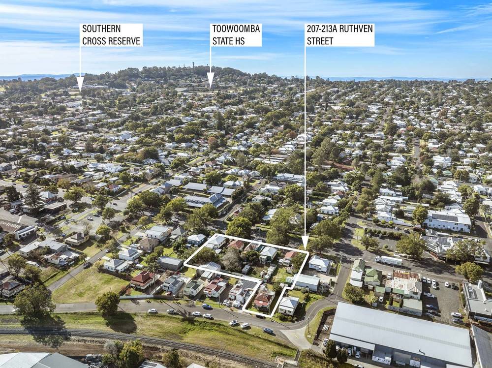 207, 209, 211 & 213a Ruthven Street &  26 Gordon Street, NORTH TOOWOOMBA, QLD 4350