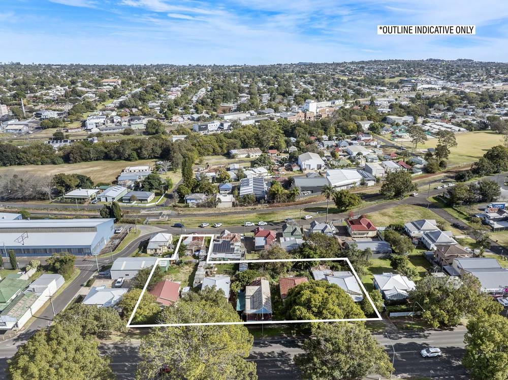 207, 209, 211 & 213a Ruthven Street &  26 Gordon Street, NORTH TOOWOOMBA, QLD 4350