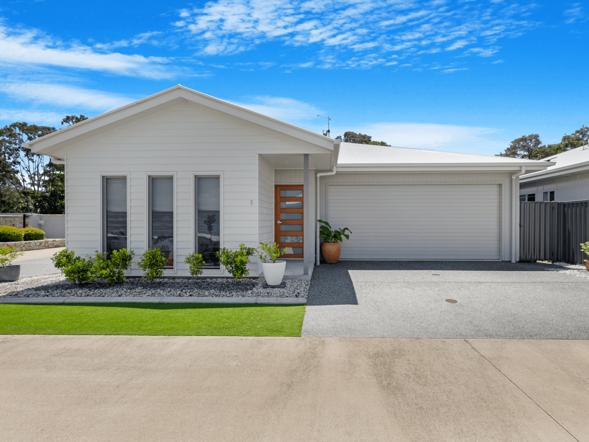 1/835 Boat Harbour Dr - "THE ANCHORAGE", URANGAN, QLD 4655