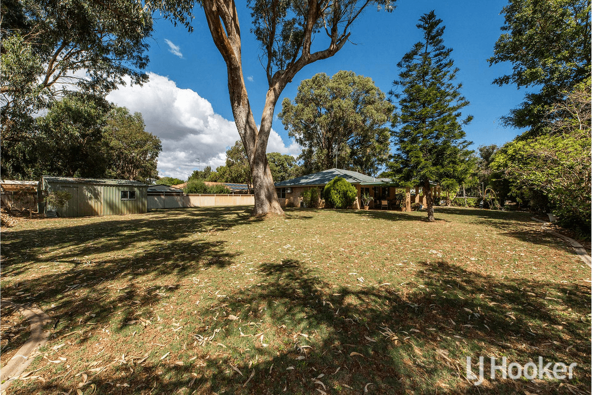 12 Carrick Cross, GREENFIELDS, WA 6210