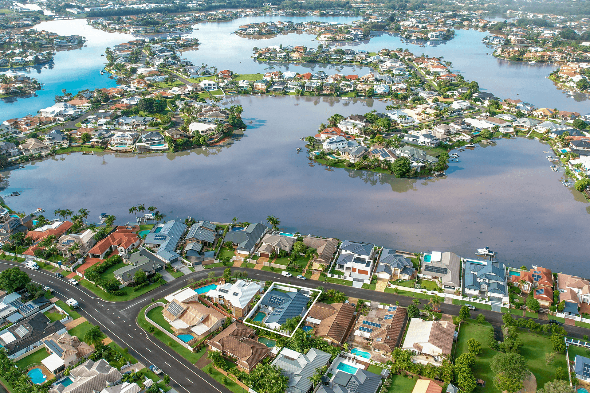 5 Santabelle Crescent, Clear Island Waters, QLD 4226