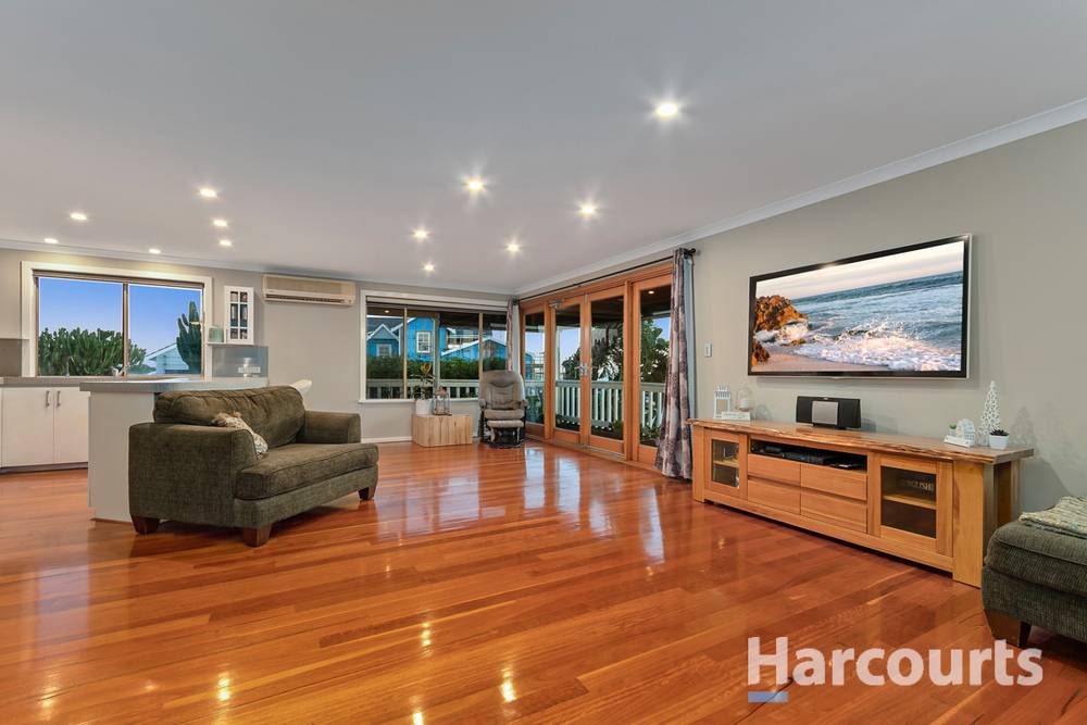 8 Schnapper Court, BURNS BEACH, WA 6028