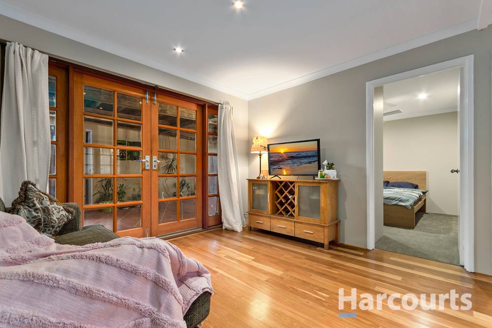 8 Schnapper Court, BURNS BEACH, WA 6028