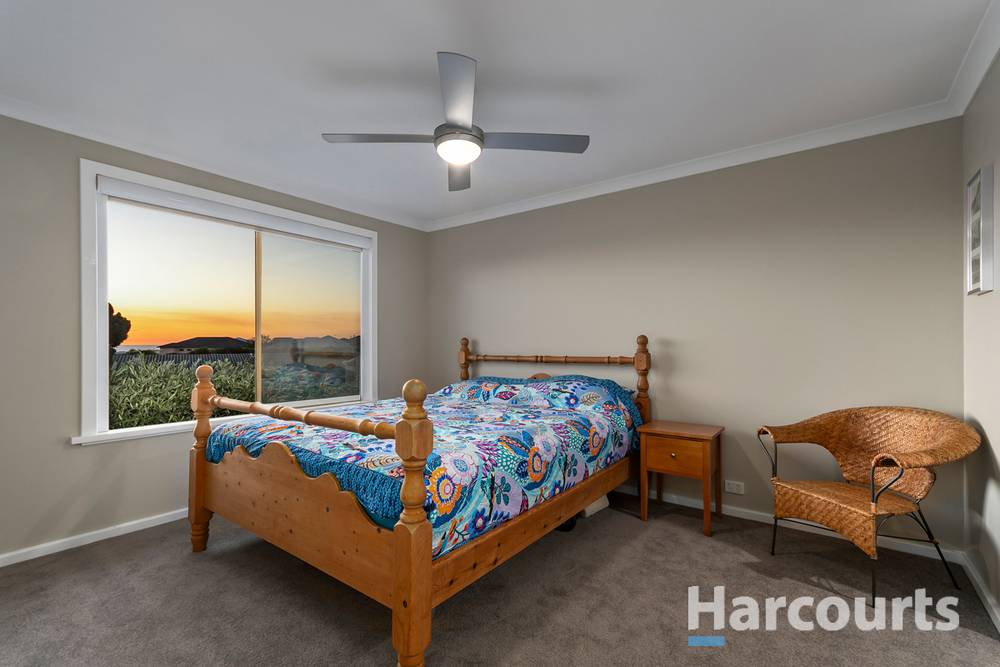 8 Schnapper Court, BURNS BEACH, WA 6028