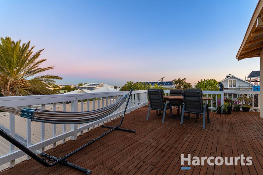 8 Schnapper Court, BURNS BEACH, WA 6028