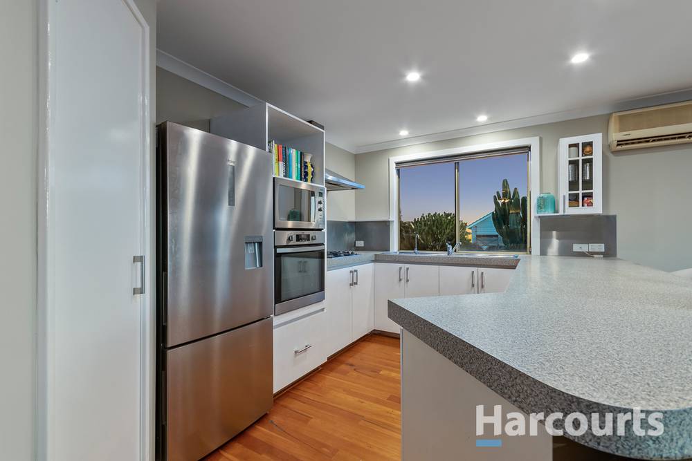 8 Schnapper Court, BURNS BEACH, WA 6028