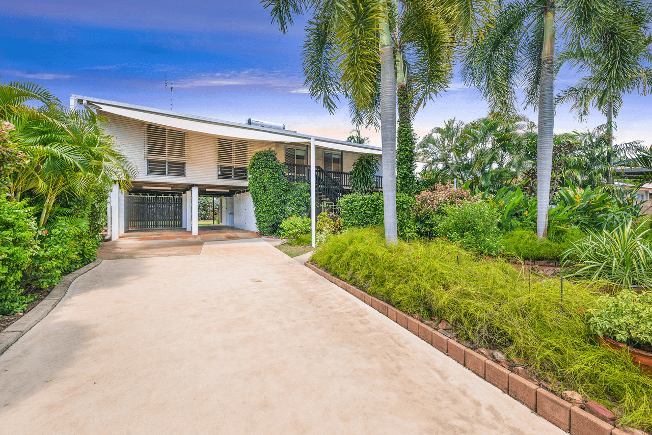 15 Bloodwood Circuit, KARAMA, NT 0812