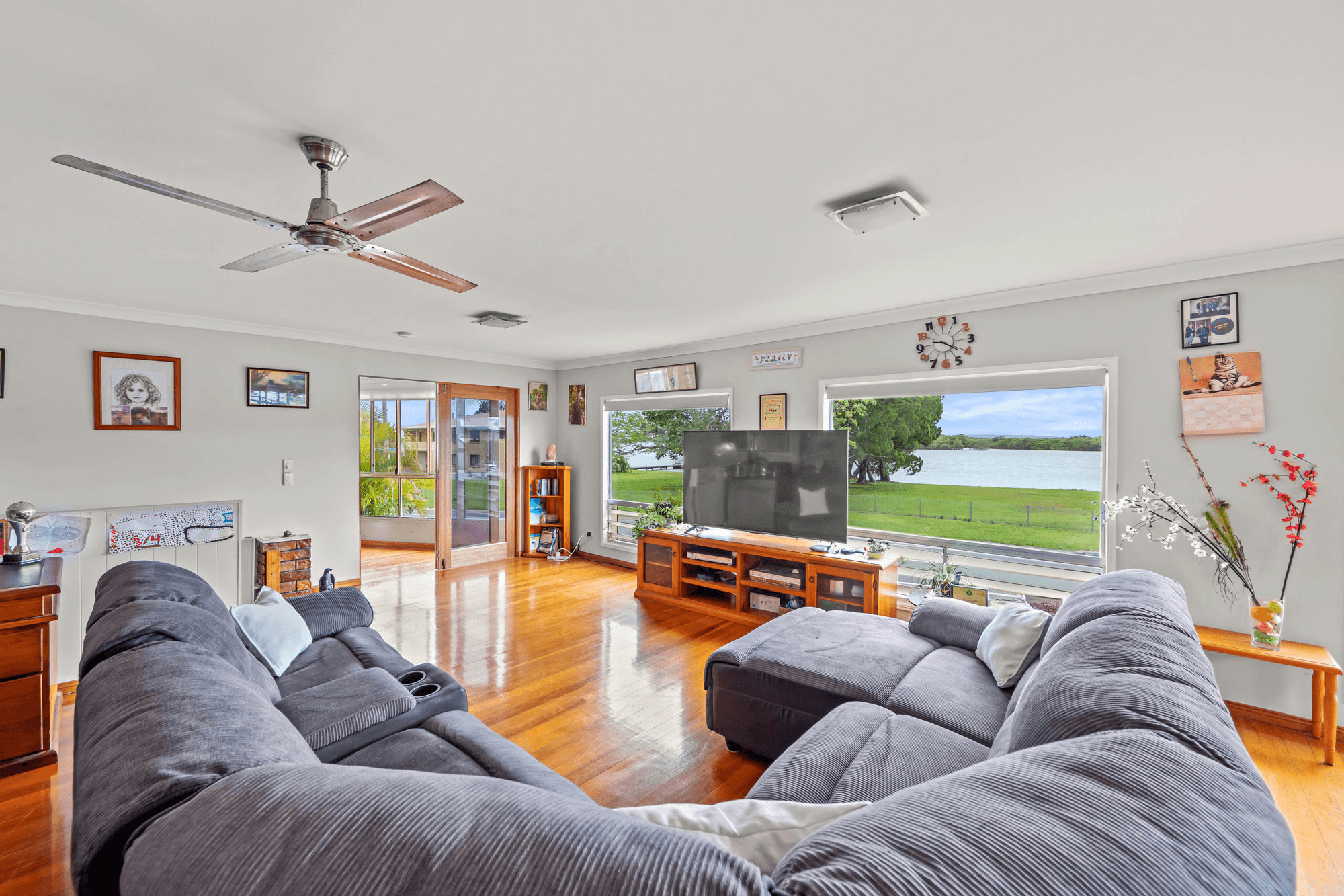 7 The Esplanade, JACOBS WELL, QLD 4208