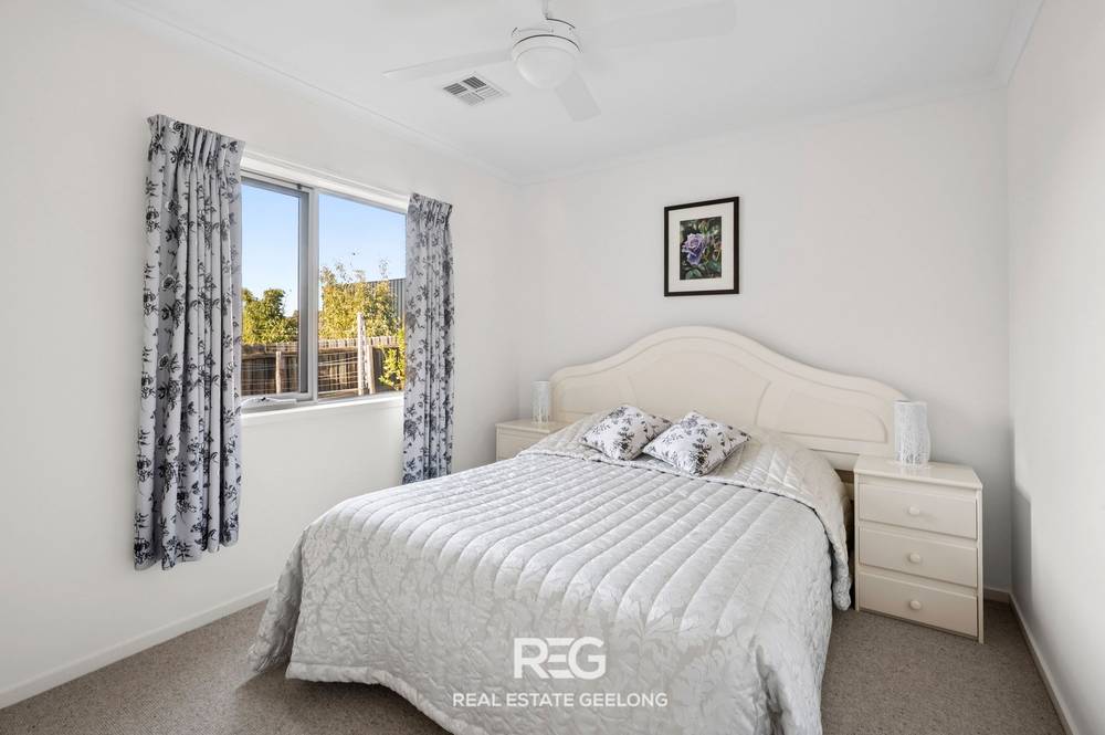 15 Clifford Street, HIGHTON, VIC 3216