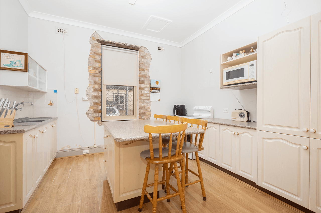 16 Tighe Street, WARATAH, NSW 2298