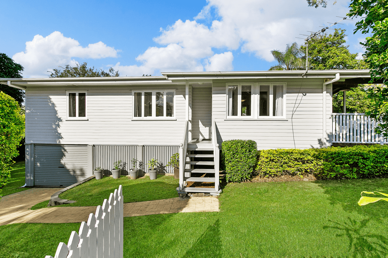 3 Ulagree Street, Wynnum West, QLD 4178