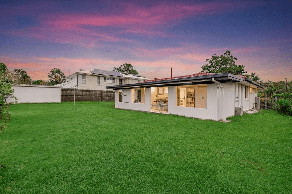 15 Lilyvale Street, Mansfield, QLD 4122