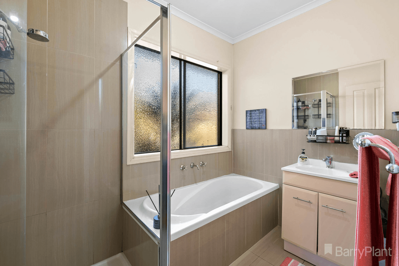 1/30 Grand Central Boulevard, Pakenham, VIC 3810