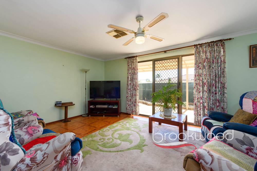 35 Whaleback Avenue, Parkwood, WA 6147