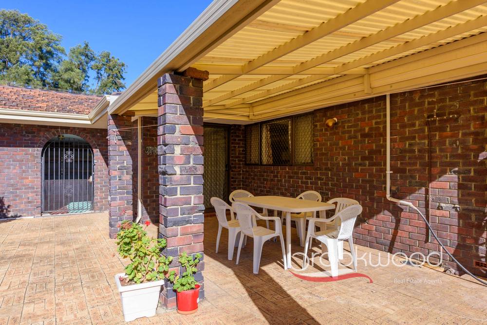 35 Whaleback Avenue, Parkwood, WA 6147