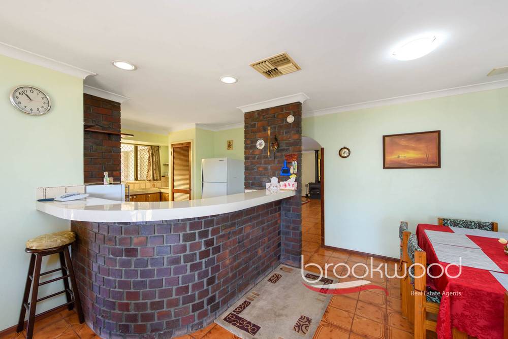 35 Whaleback Avenue, Parkwood, WA 6147