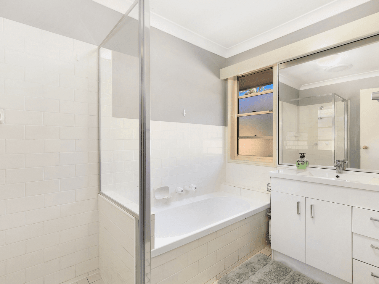 9/125 Hansford Road, COOMBABAH, QLD 4216