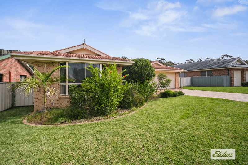 16 Robusta Parade, Taree, NSW 2430